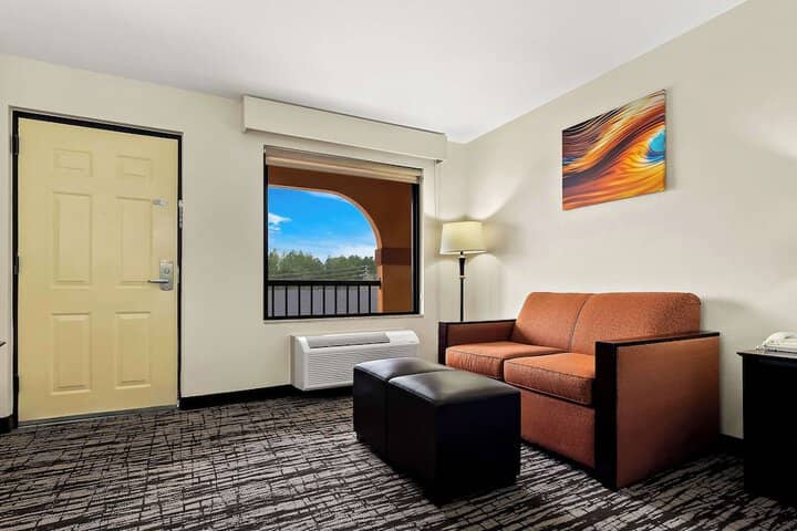 Room 14 of 25